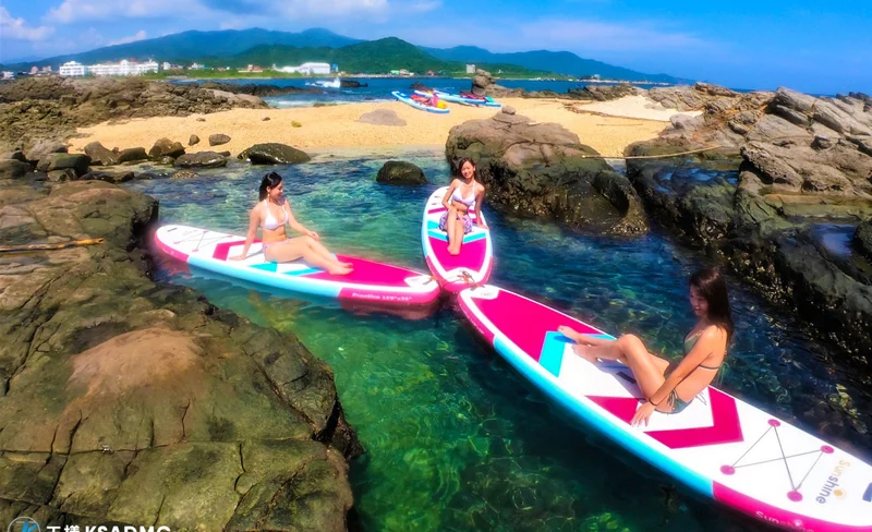 新北｜貢寮澳底金銀島燈塔登島＆SUP立式划槳體驗-KLOOK